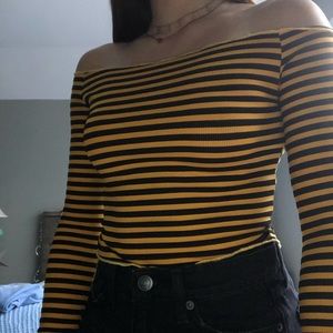 Romwe Cropped Long Sleeve Off Shoulder Shirt